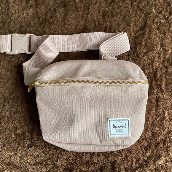 Herschel Supply Company Handbags - Hershel belt bag